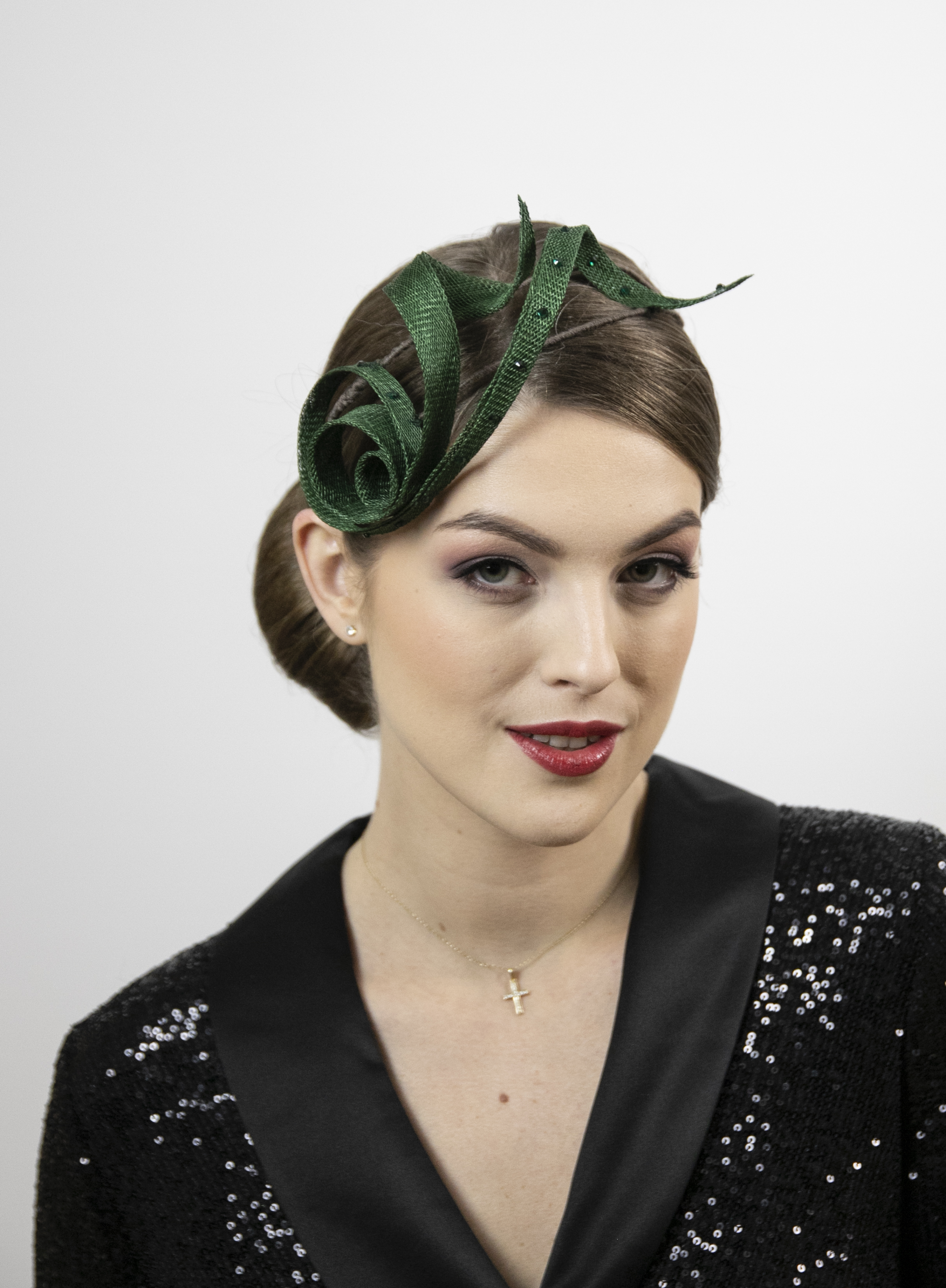 Forest green modern fascinator.