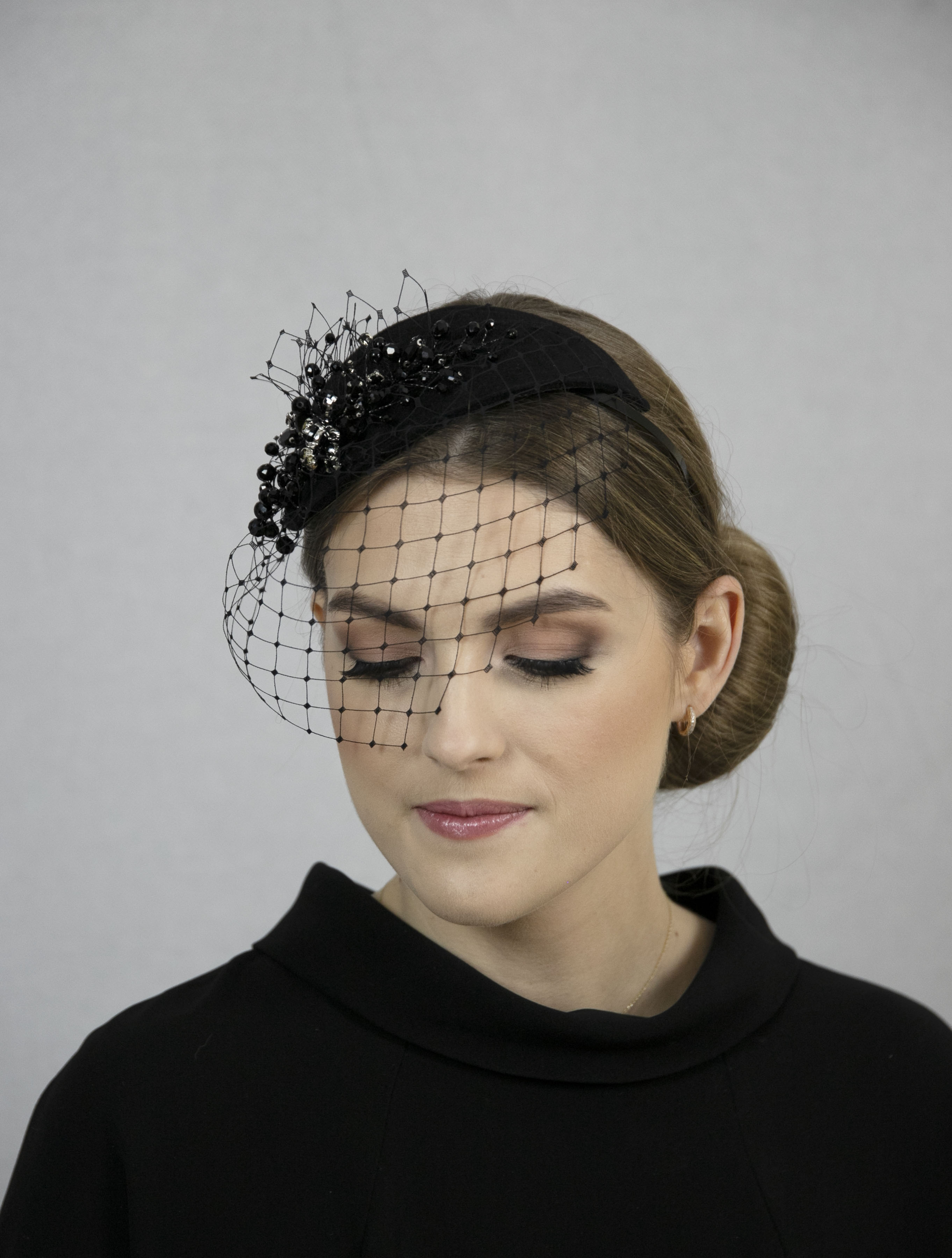 Black fascinator hat with veil. Black funeral headpiece. - Image 4
