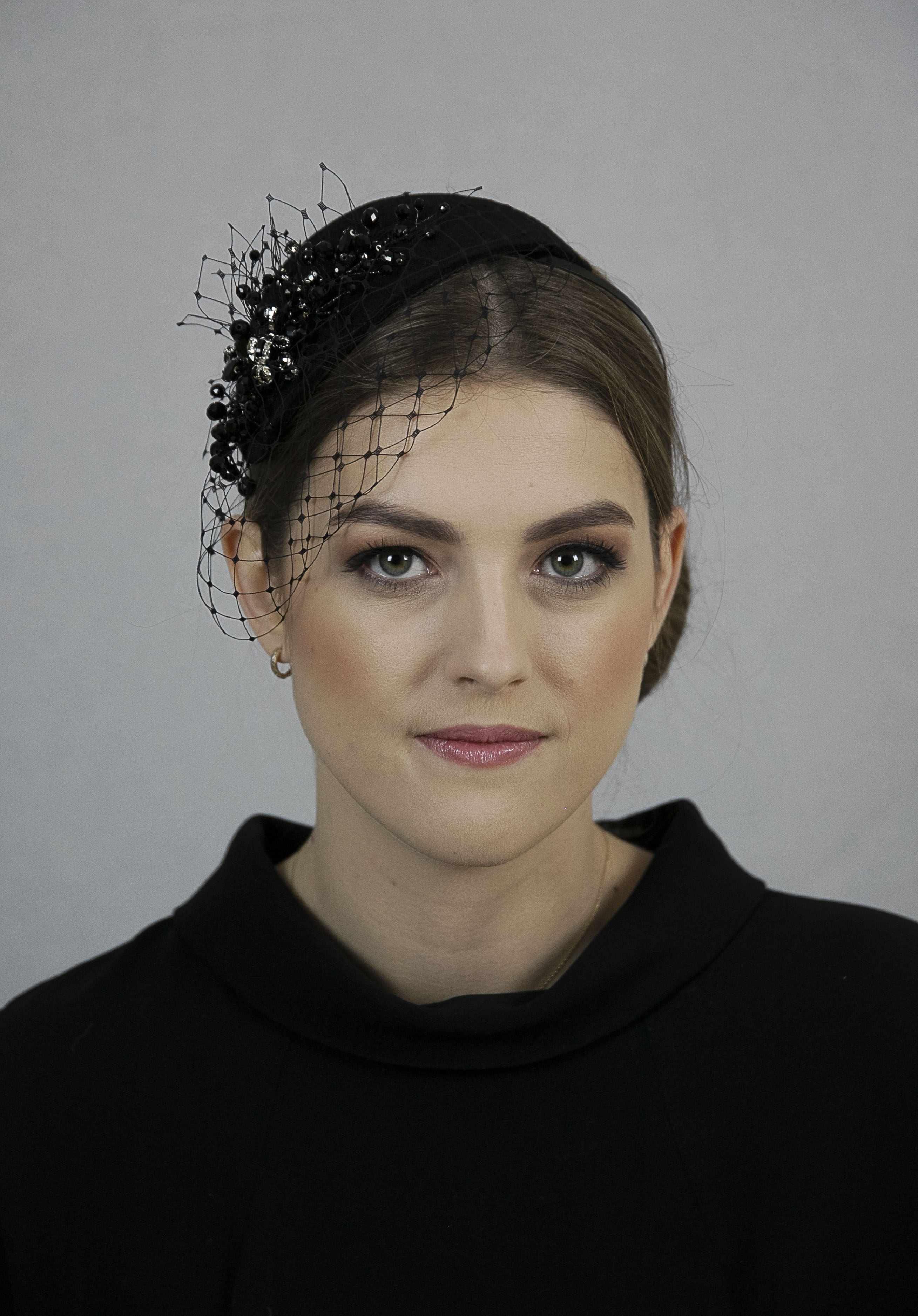 Black fascinator hat with veil. Black funeral headpiece. - Image 5