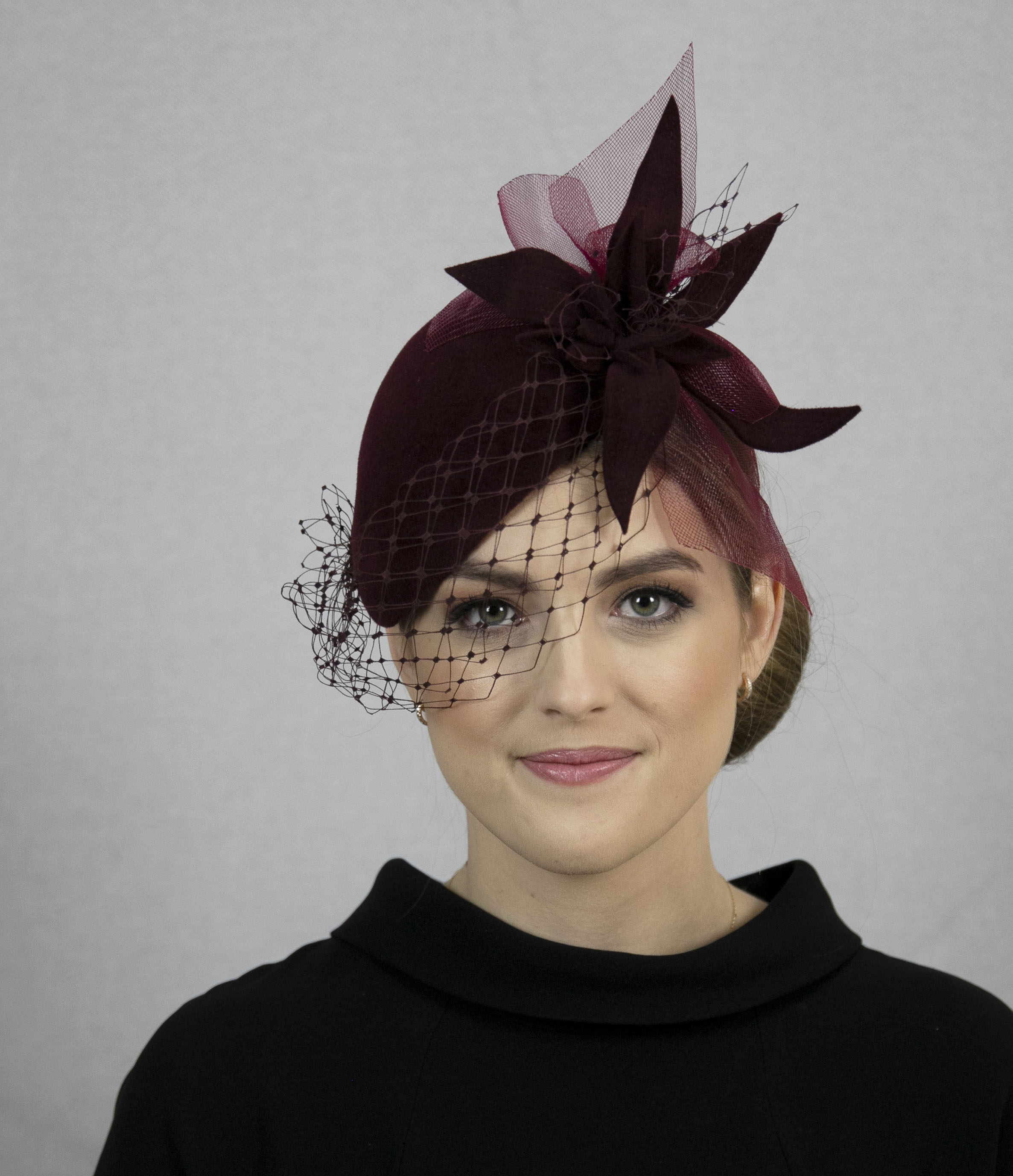 Burgundy red pillbox hat. - Image 5