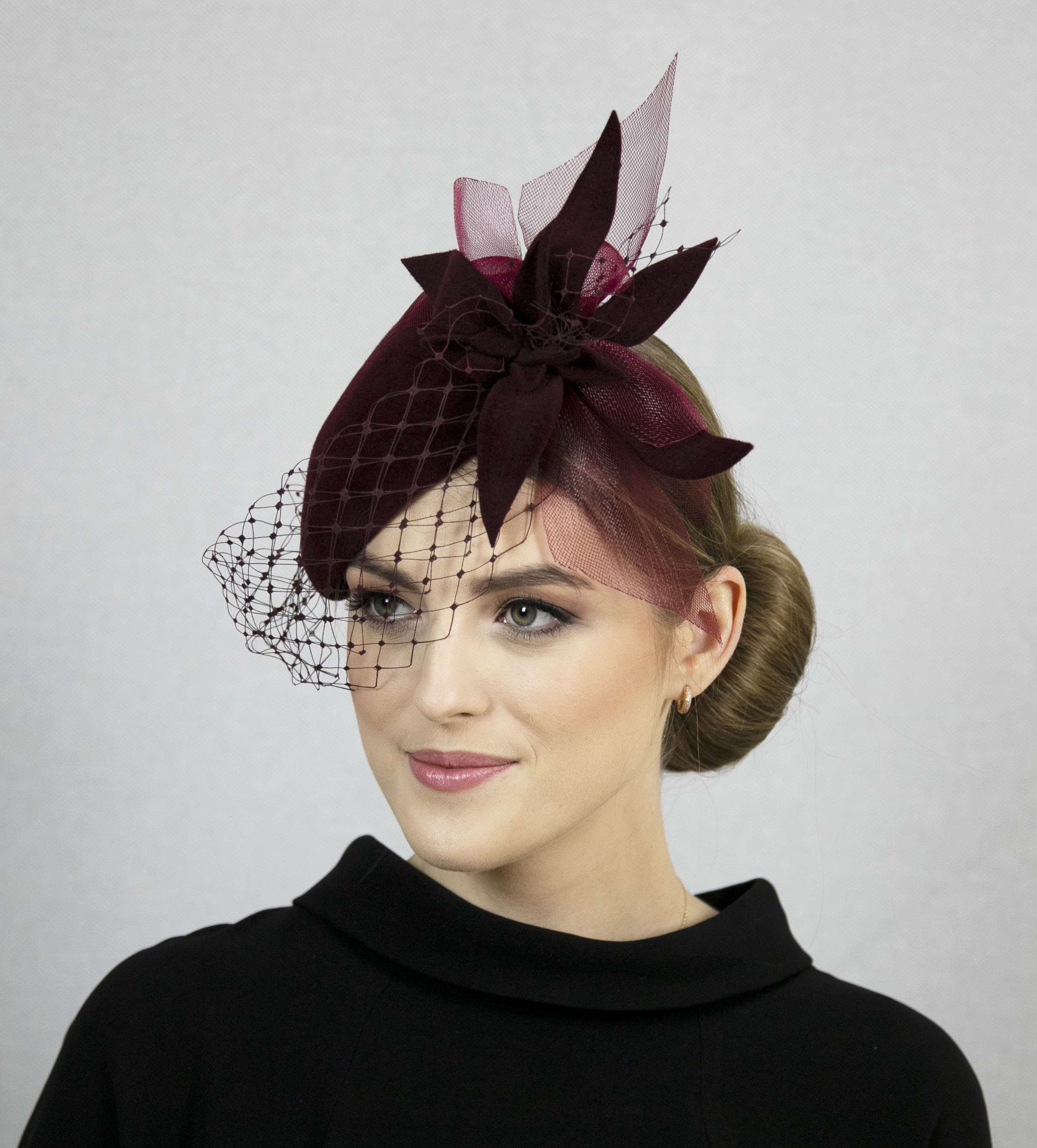 Burgundy red pillbox hat. - Image 2