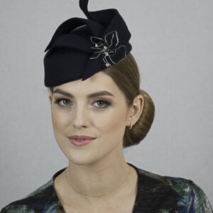Navy blue pillbox hat from felt